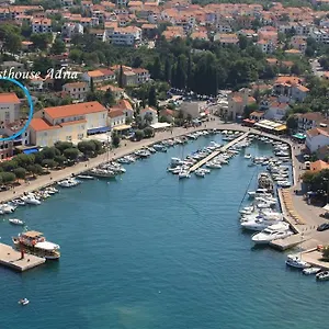 Gostinjska kuća Adria, Malinska